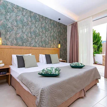 Emerald Aparthotel