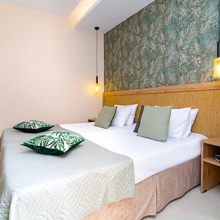 Emerald Aparthotel Malia