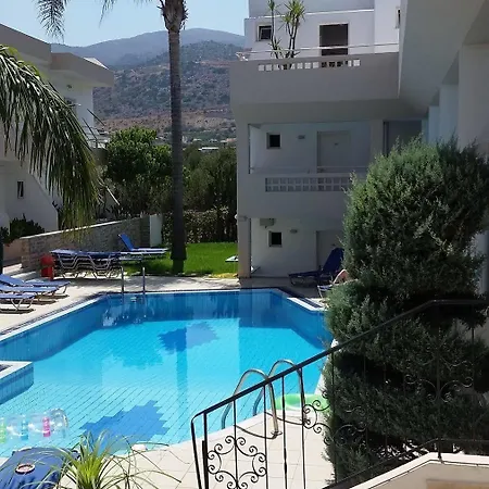Aparthotel Emerald 3*